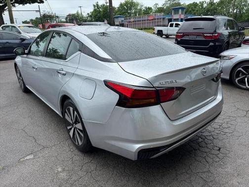 2022 Nissan Altima 2.5 SV