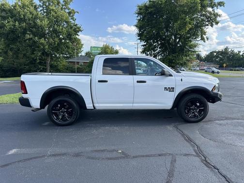 2024 RAM 1500 Classic SLT