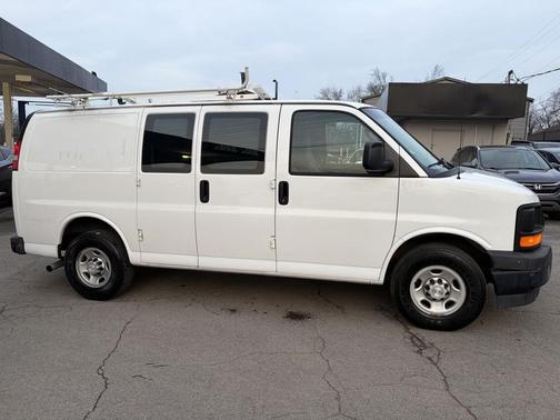 2017 Chevrolet Express 2500 Work Van
