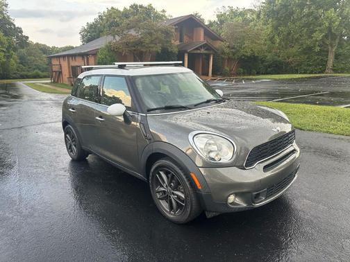 2012 MINI Cooper S Countryman Base