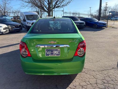 2016 Chevrolet Sonic LT