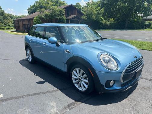 2018 MINI Clubman Cooper