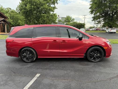 Radiant Red Metallic II 2023 Honda Odyssey Sport