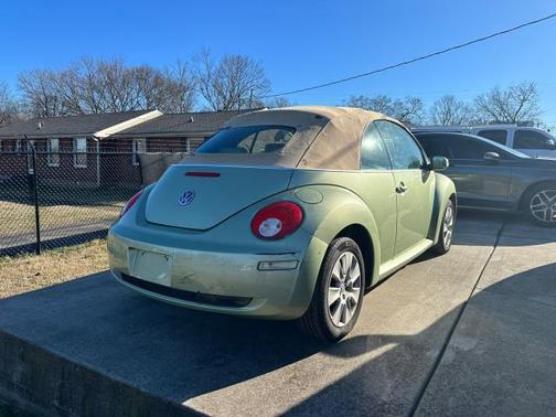 2008 Volkswagen New Beetle S