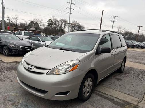 2010 Toyota Sienna SE