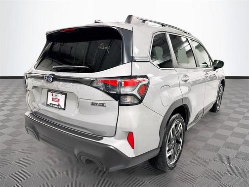 2025 Subaru Forester Hybrid Premium