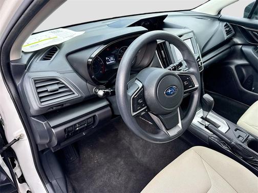2017 Subaru Impreza 2.0i