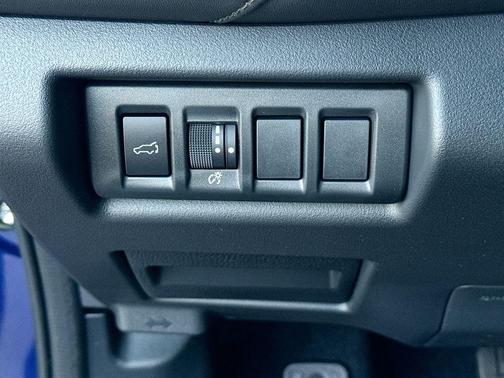 Sapphire Blue Pearl 2026 Subaru Outback Touring XT