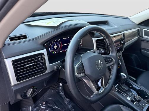 2022 Volkswagen Atlas 3.6L SE w/Technology