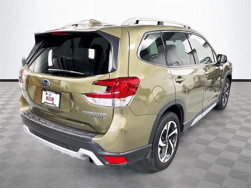 2023 Subaru Forester Touring