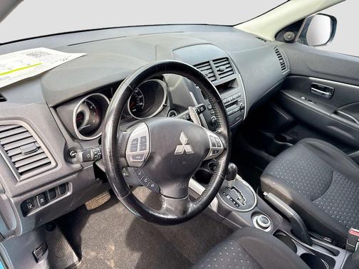 2011 Mitsubishi Outlander Sport SE