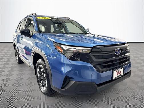 2025 Subaru Forester Base