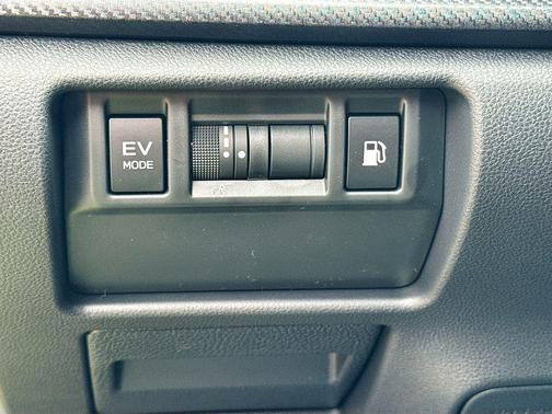 Citron Yellow Pearl 2026 Subaru Crosstrek Hybrid Base