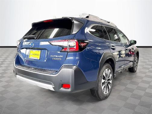 2025 Subaru Outback Touring