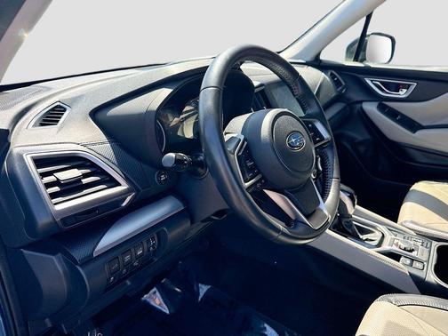 Horizon Blue Pearl 2019 Subaru Forester Limited