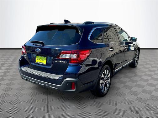 2018 Subaru Outback 2.5i Touring