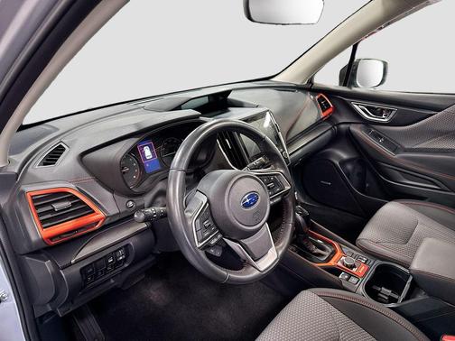 Ice Silver Metallic 2019 Subaru Forester Sport