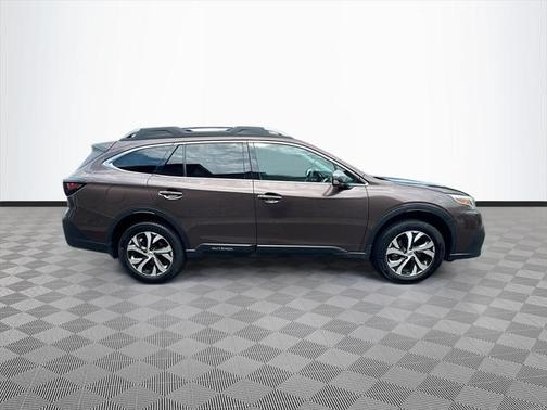 2022 Subaru Outback Touring