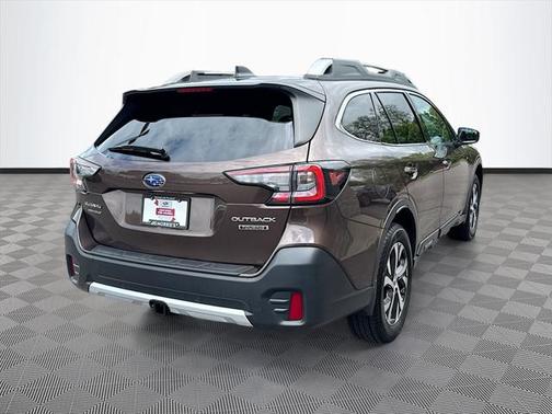 2022 Subaru Outback Touring