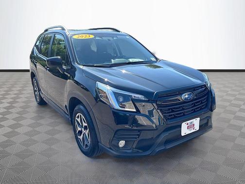 Crystal Black Silica 2023 Subaru Forester Premium