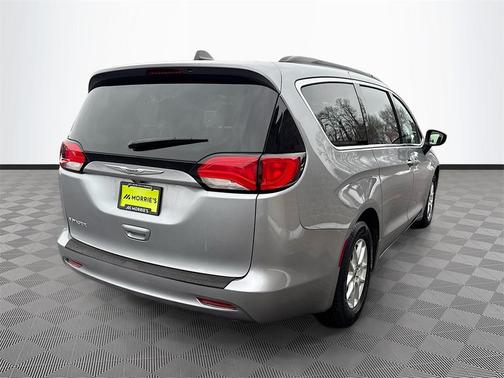2021 Chrysler Voyager LXI