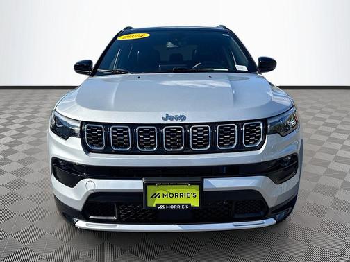 Silver Zynith Metallic Clearcoat 2024 Jeep Compass Limited