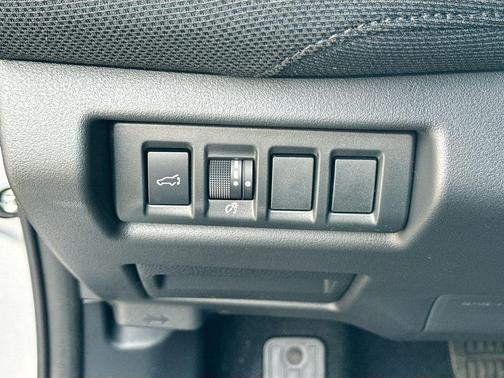 Ice Silver Metallic 2026 Subaru Outback Limited