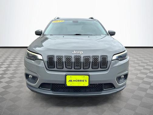 Sting-Gray Clearcoat 2019 Jeep Cherokee Latitude Plus