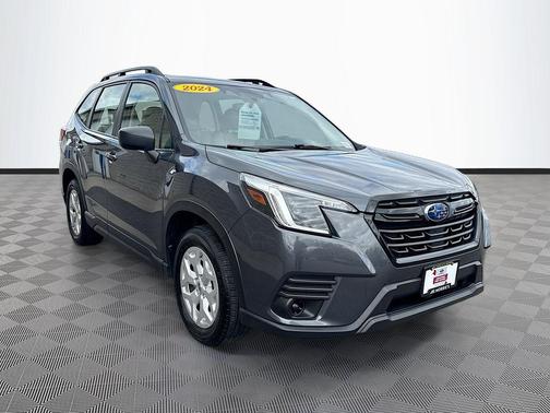 Magnetite Gray Metallic 2024 Subaru Forester Base