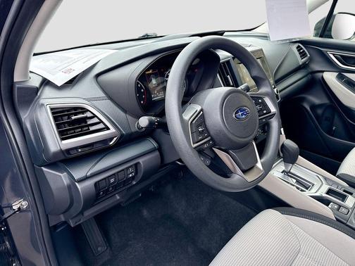 Magnetite Gray Metallic 2024 Subaru Forester Base