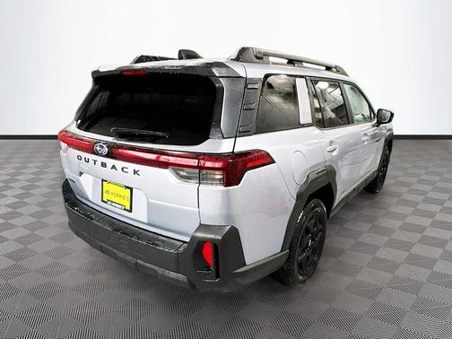 Ice Silver Metallic 2026 Subaru Outback Limited