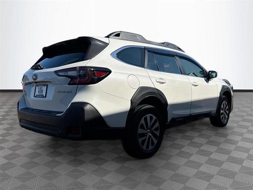 2023 Subaru Outback Base