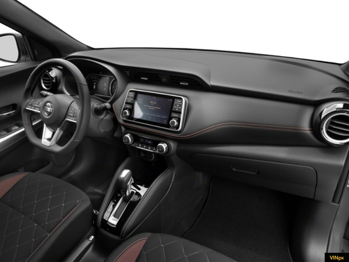 2019 Nissan Kicks SR