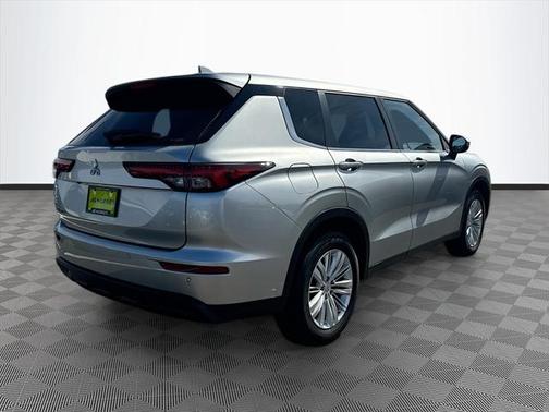 2023 Mitsubishi Outlander ES 2.5 S-AWC