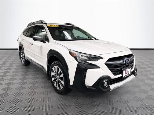 2023 Subaru Outback Touring XT