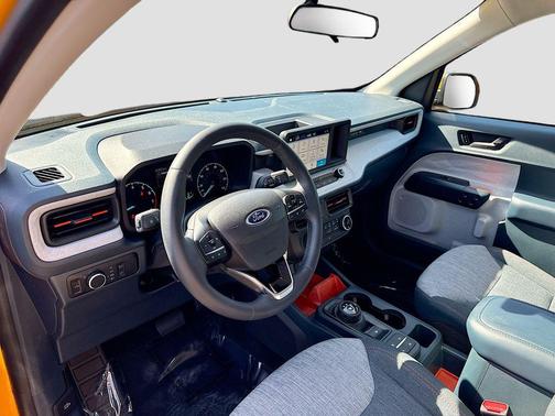 CYBER ORANGE METALLIC TC 2023 Ford Maverick XLT
