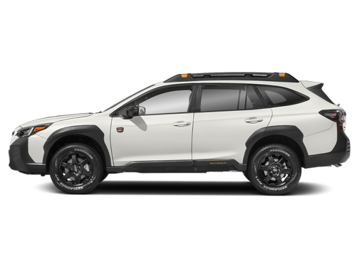 Crystal White Pearl 2022 Subaru Outback Wilderness