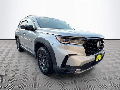 2023 Honda Pilot AWD TrailSport