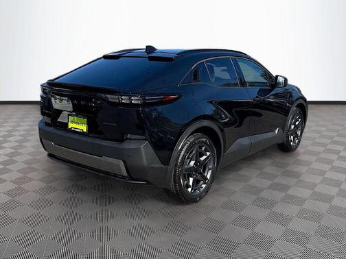 Astro Black Mica 2026 Subaru Uncharted GT