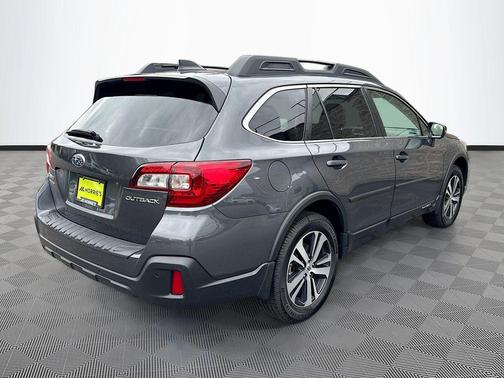 Magnetite Gray Metallic 2019 Subaru Outback 2.5i Limited