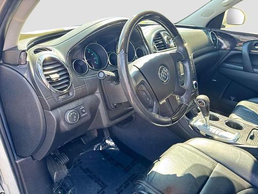 White Diamond Tricoat 2015 Buick Enclave Leather