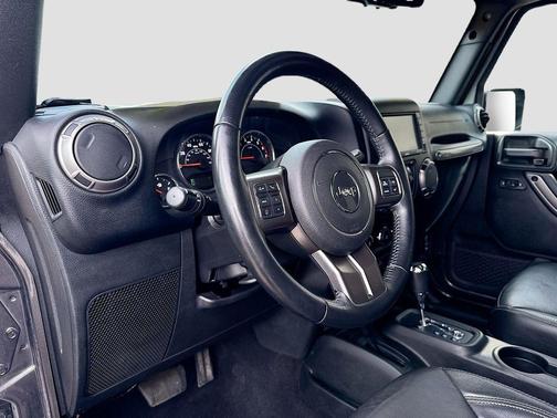 Granite Crystal Metallic 2018 Jeep Wrangler JK Unlimited Sahara