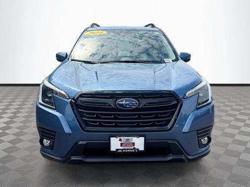 Horizon Blue Pearl 2024 Subaru Forester Limited
