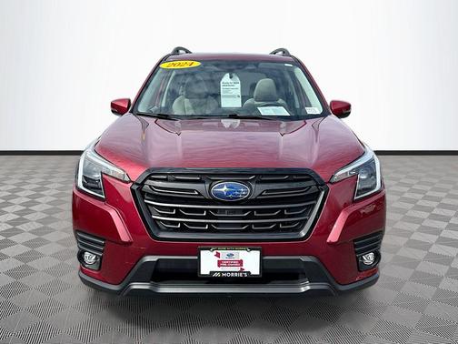 Crimson Red Pearl 2024 Subaru Forester Limited