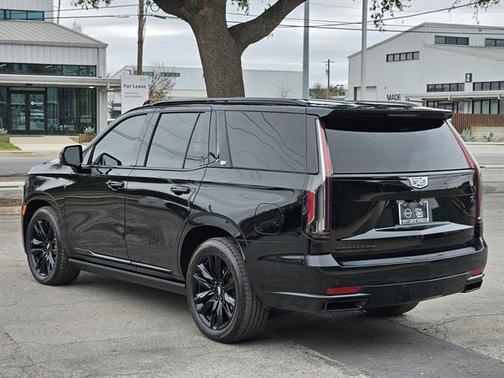 2021 Cadillac Escalade Sport