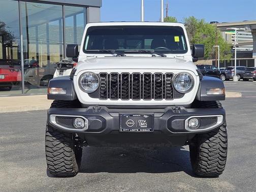 2024 Jeep Gladiator Sport