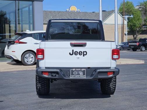 2024 Jeep Gladiator Sport