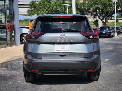 Gun Metallic 2026 Nissan Rogue SV