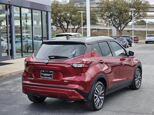 2024 Nissan Kicks SV