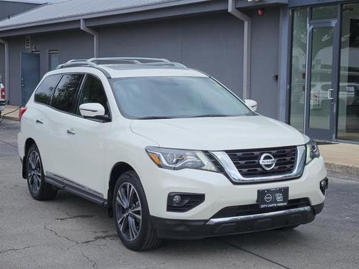 Pearl White Tricoat 2020 Nissan Pathfinder Platinum 4WD